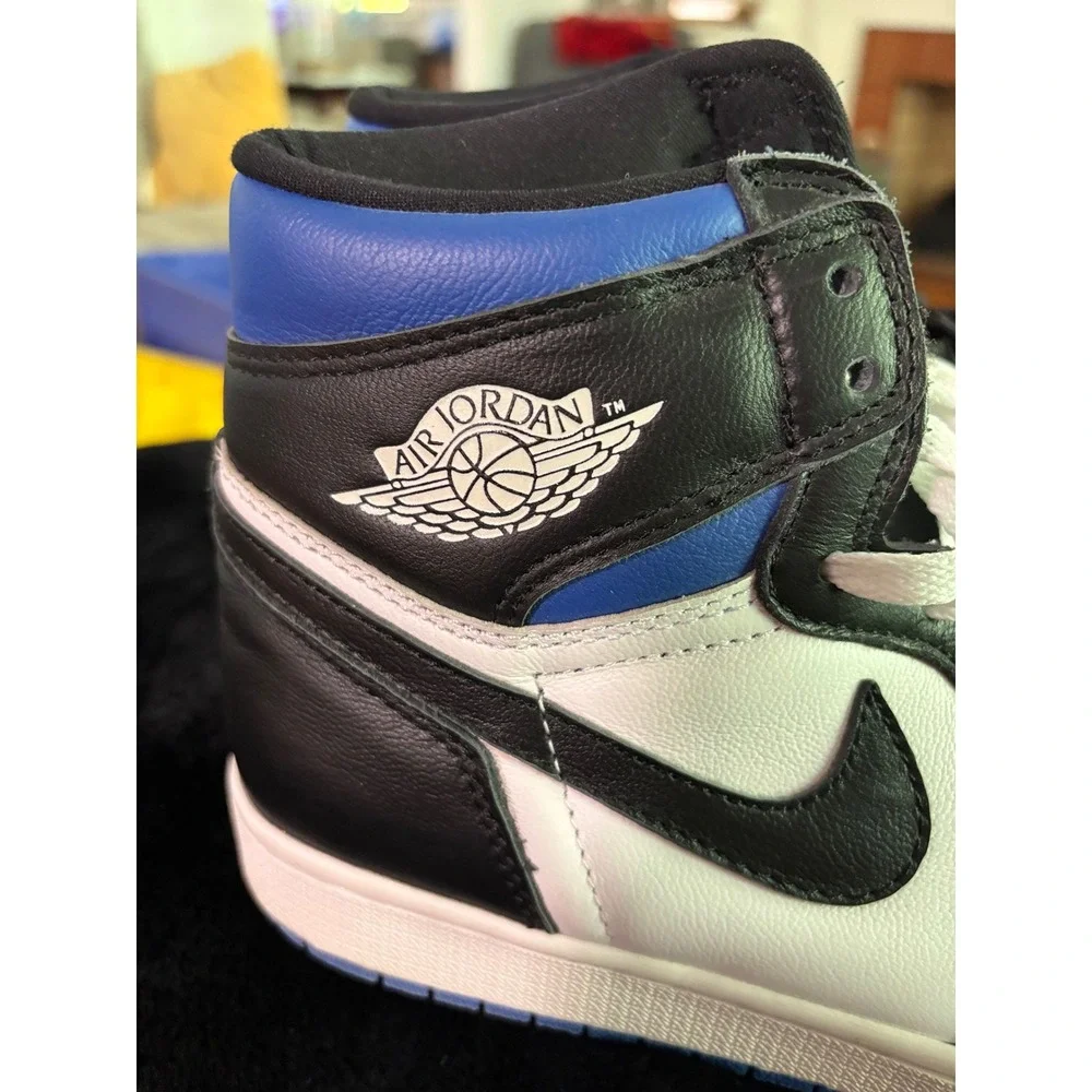 Nike Air Jordan 1 Retro High OG Royal Toe Black White Blue 555088041 Mens Size 7